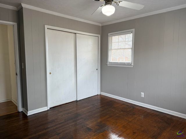 229 W Peter St, Cochran, GA 31014