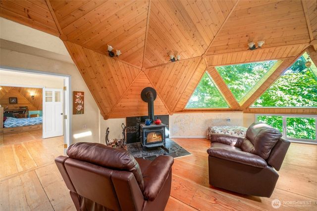 12 SE Oyster Beach Road, Shelton, WA 98584