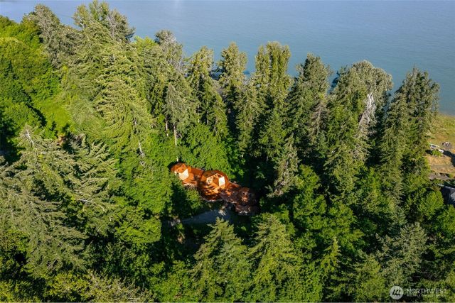 12 SE Oyster Beach Road, Shelton, WA 98584