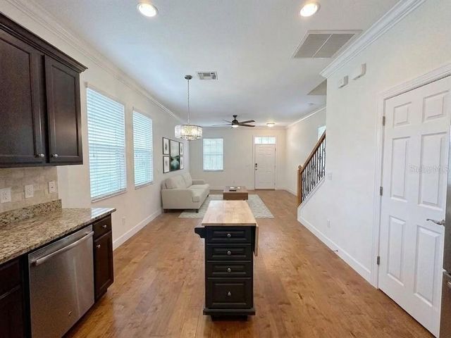 633 JETSTAR LANE, Oldsmar, FL 34677