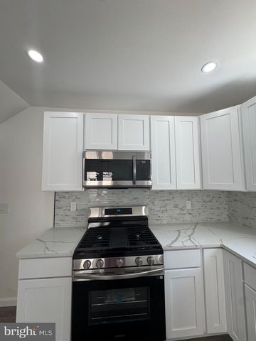 3 N GROVE AVE, National Park, NJ 08063