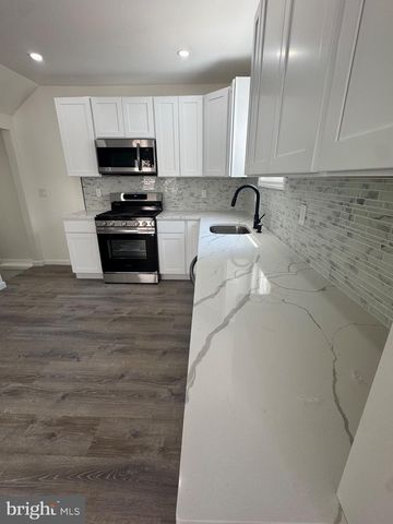 3 N GROVE AVE, National Park, NJ 08063