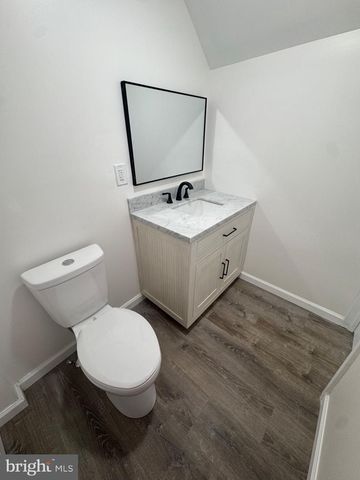 3 N GROVE AVE, National Park, NJ 08063