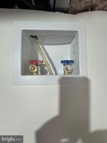 3 N GROVE AVE, National Park, NJ 08063