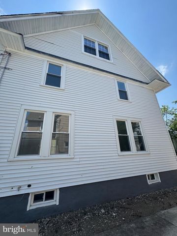 3 N GROVE AVE, National Park, NJ 08063