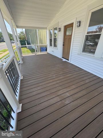 3 N GROVE AVE, National Park, NJ 08063