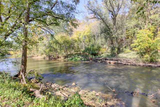 1707 Broadripple Dr, Clarksville, TN 37042