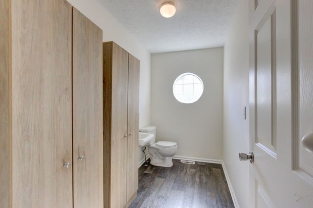 1707 Broadripple Dr, Clarksville, TN 37042