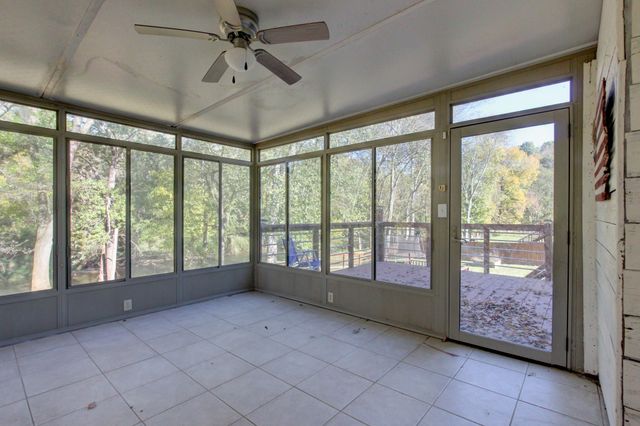 1707 Broadripple Dr, Clarksville, TN 37042