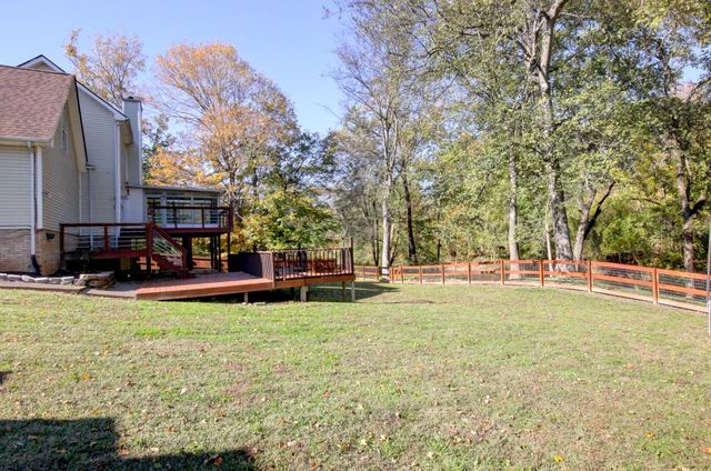 1707 Broadripple Dr, Clarksville, TN 37042