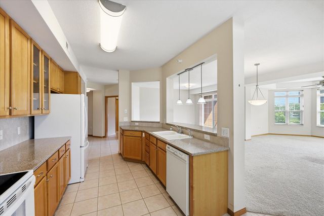 2550 38th Avenue NE 213, Saint Anthony, MN 55421