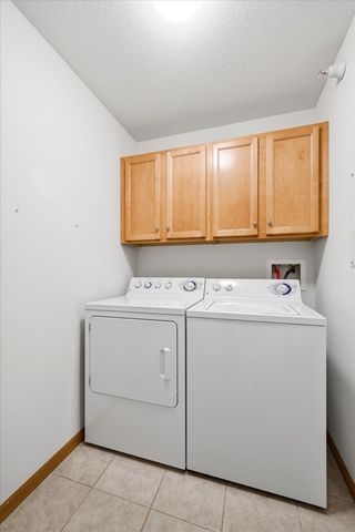 2550 38th Avenue NE 213, Saint Anthony, MN 55421