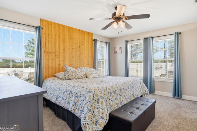 235 Victorian Lake Drive, Brunswick, GA 31525