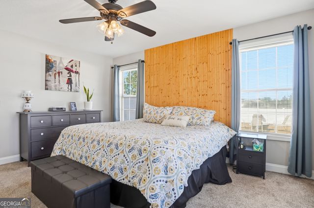 235 Victorian Lake Drive, Brunswick, GA 31525