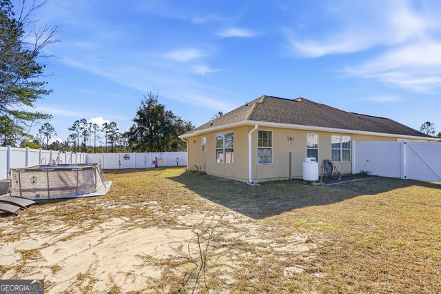 235 Victorian Lake Drive, Brunswick, GA 31525