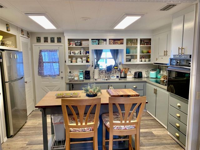 2122 OAK GROVE DRIVE 79, Zellwood, FL 32798