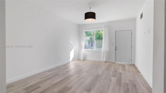 1561 Jefferson Avenue, Miami Beach, FL 33139