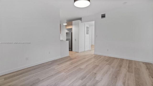 1561 Jefferson Avenue, Miami Beach, FL 33139