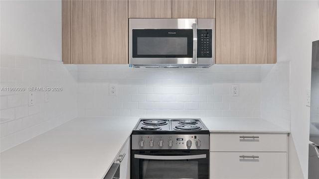 1561 Jefferson Avenue, Miami Beach, FL 33139