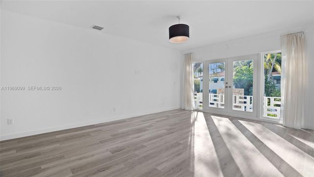 1561 Jefferson Avenue, Miami Beach, FL 33139