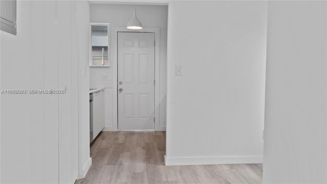1561 Jefferson Avenue, Miami Beach, FL 33139
