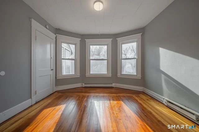 15 Howard Street, Waterbury, CT 06705