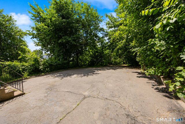 15 Howard Street, Waterbury, CT 06705