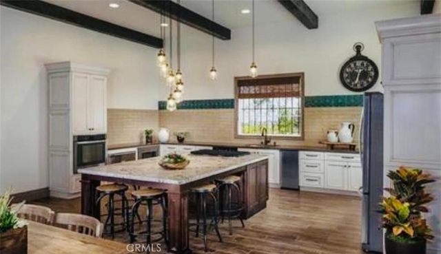 891 Julie Place, Upland, CA 91786