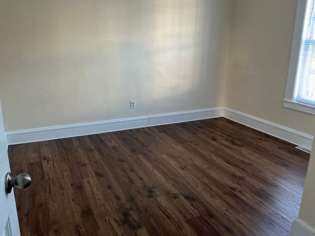 3 Glidden Ave 3, Lowell, MA 01851