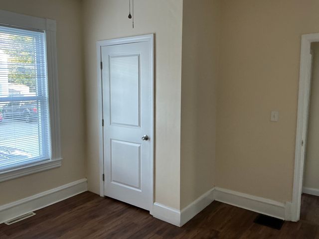 3 Glidden Ave 3, Lowell, MA 01851