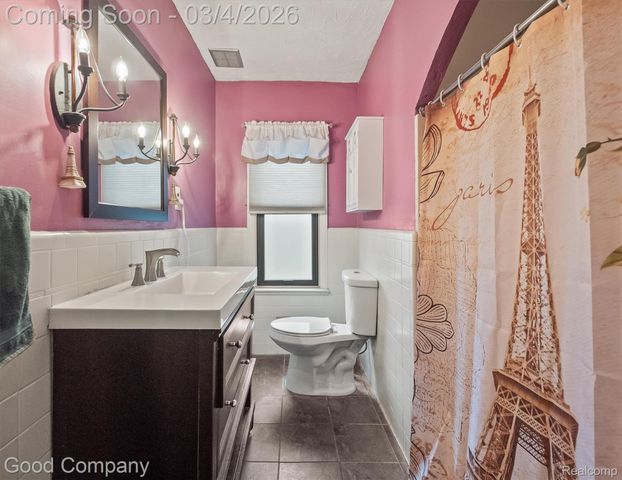 6177 Livernois Road, Troy, MI 48098