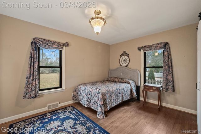 6177 Livernois Road, Troy, MI 48098