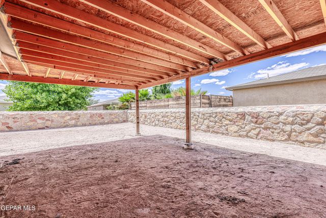 909 Talavera Drive, Horizon City, TX 79928