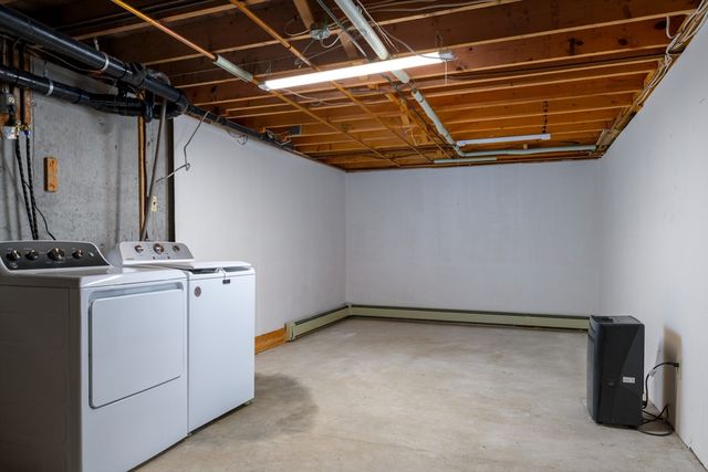 604 Quinapoxet St, Holden, MA 01520