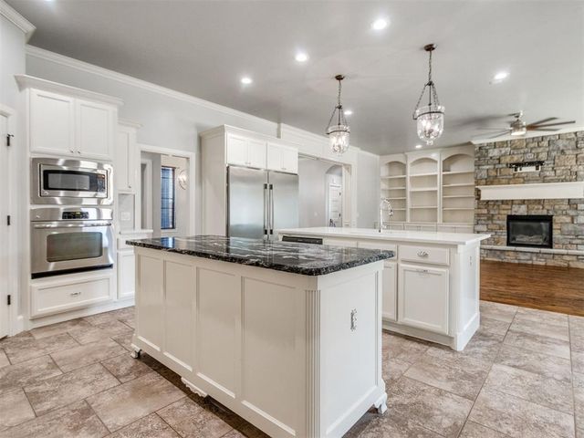 18509 Feliz Drive, Edmond, OK 73012