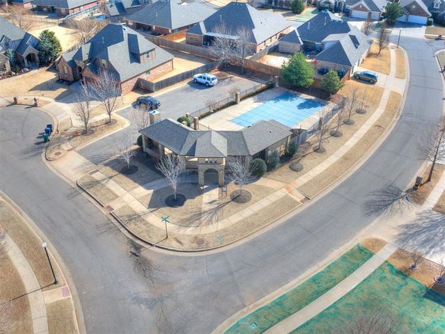 18509 Feliz Drive, Edmond, OK 73012