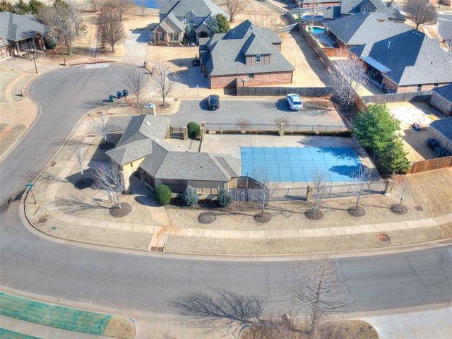 18509 Feliz Drive, Edmond, OK 73012