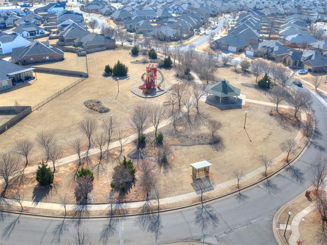 18509 Feliz Drive, Edmond, OK 73012