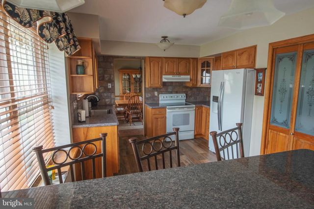 405 WALDON RD, Langhorne, PA 19047