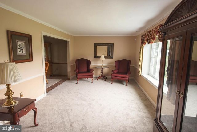 405 WALDON RD, Langhorne, PA 19047