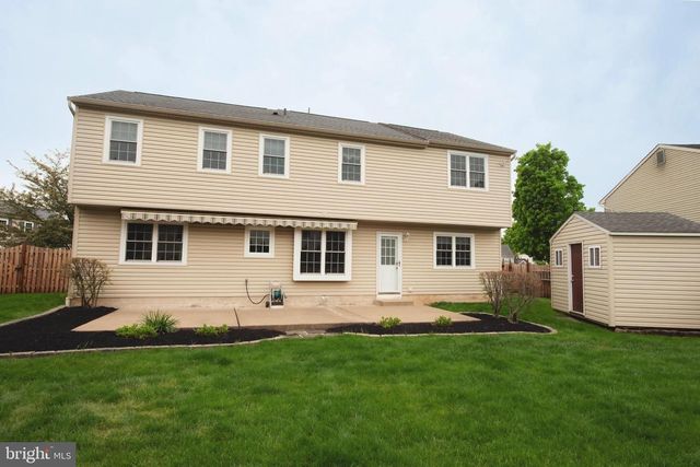 405 WALDON RD, Langhorne, PA 19047
