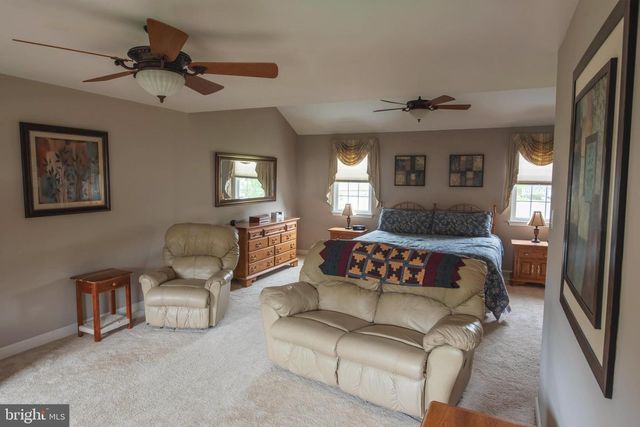 405 WALDON RD, Langhorne, PA 19047