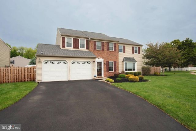 405 WALDON RD, Langhorne, PA 19047
