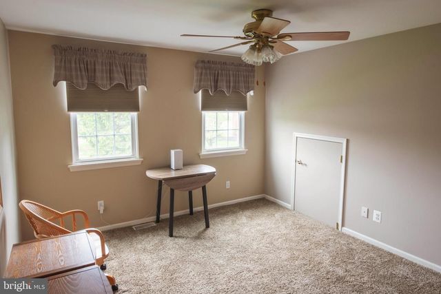 405 WALDON RD, Langhorne, PA 19047