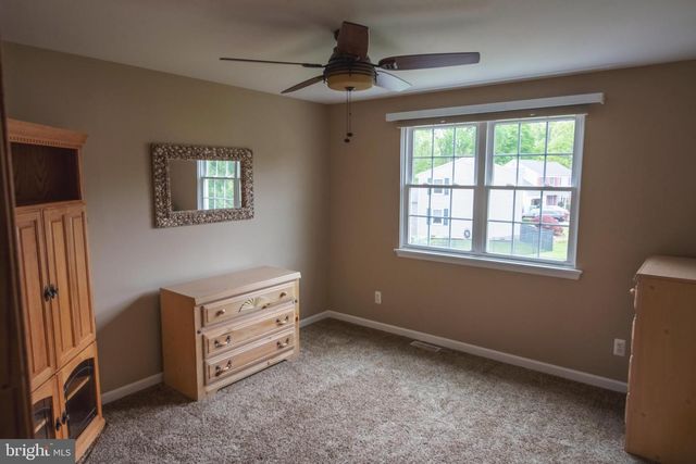 405 WALDON RD, Langhorne, PA 19047