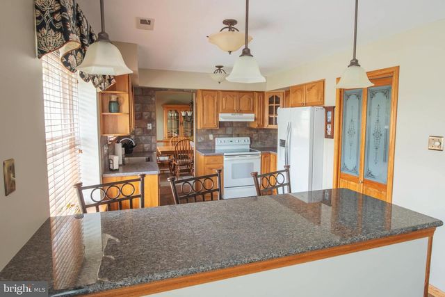 405 WALDON RD, Langhorne, PA 19047