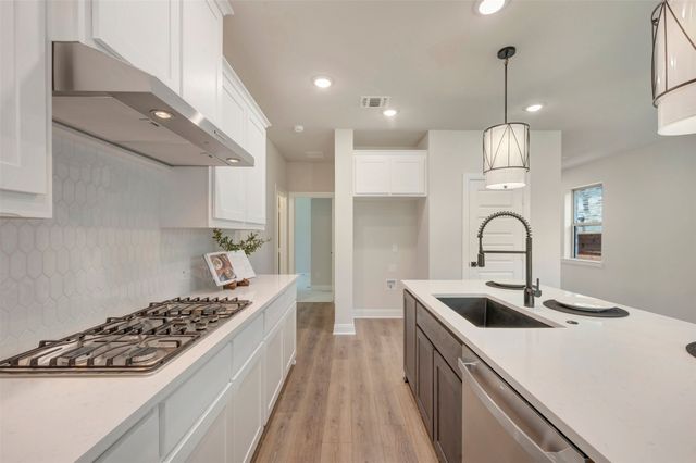 1733 Mosaic Way, Mesquite, TX 75181