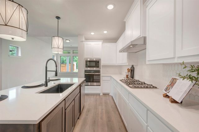 1733 Mosaic Way, Mesquite, TX 75181