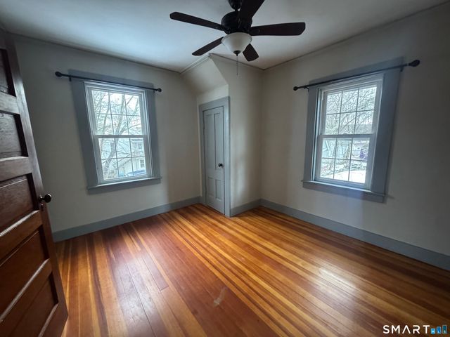 33 Chapman Street, Putnam, CT 06260