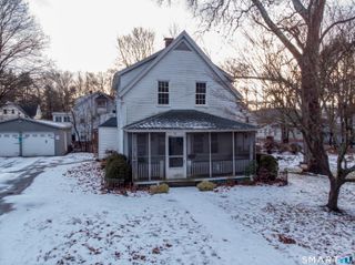 33 Chapman Street, Putnam, CT 06260